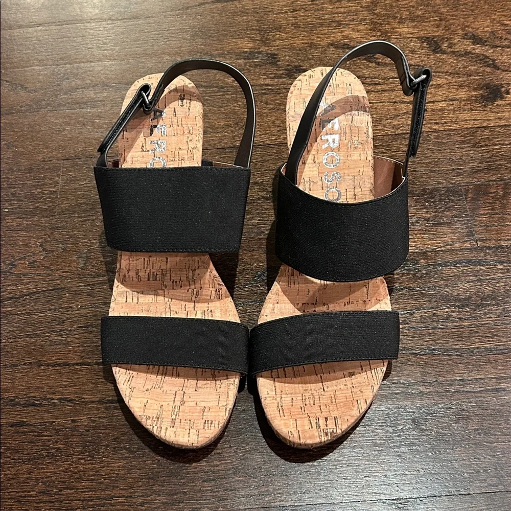 AEROSOLES stylish black