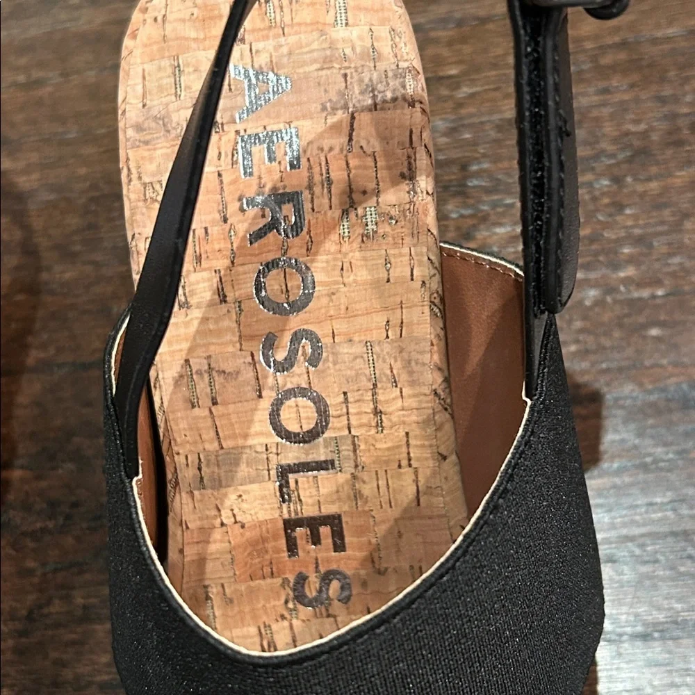 AEROSOLES stylish black