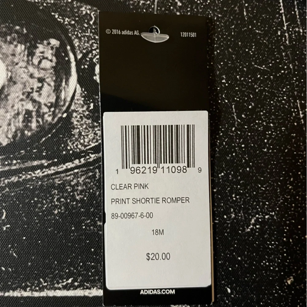 adidas shortie nwt