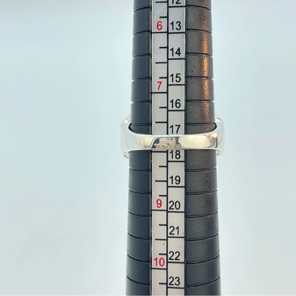 N/A hefty weight