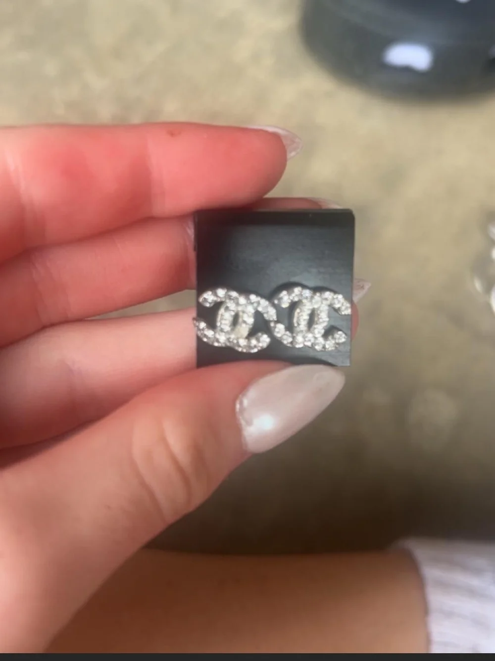 CHANEL elegant crystal