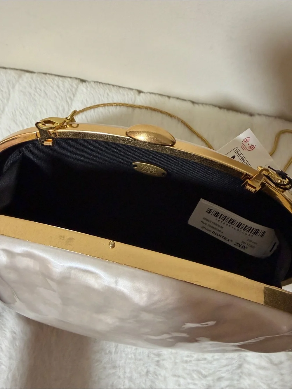 Zara pearlescent shell