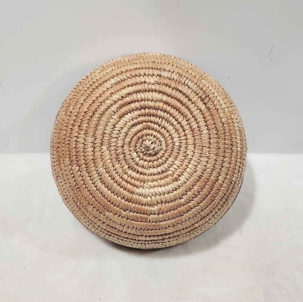 N/A wall coiled