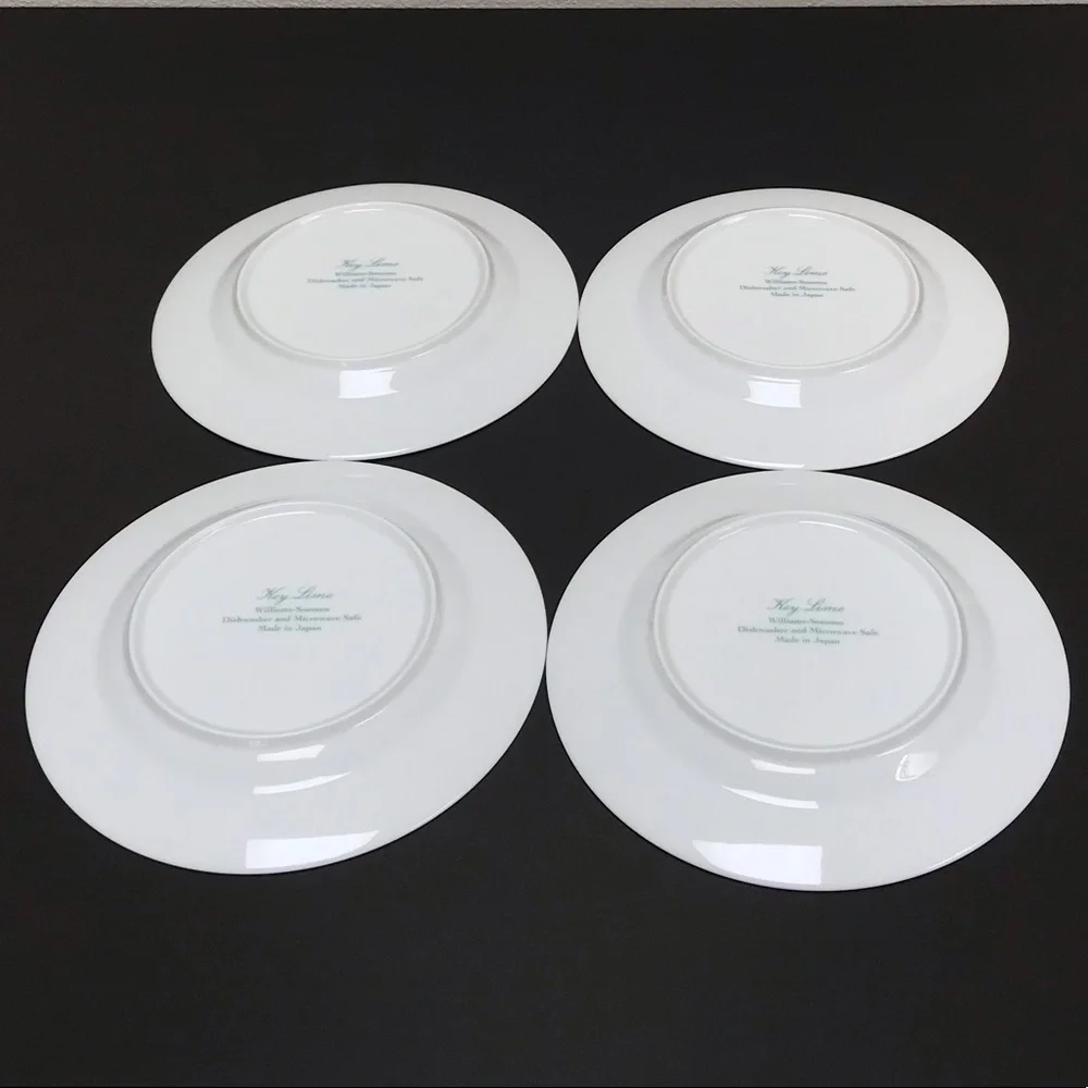 Williams Sonoma pieces set
