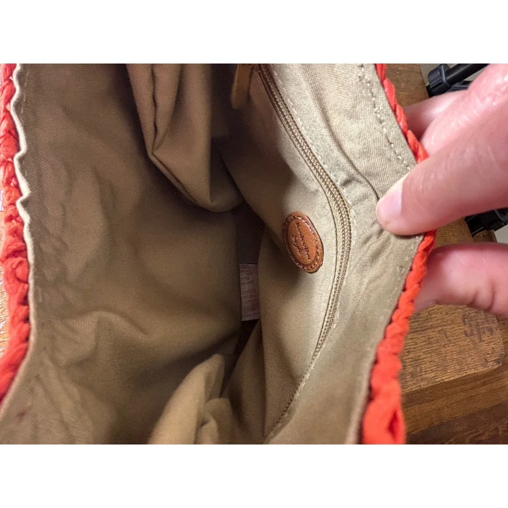 N/A woven raffia