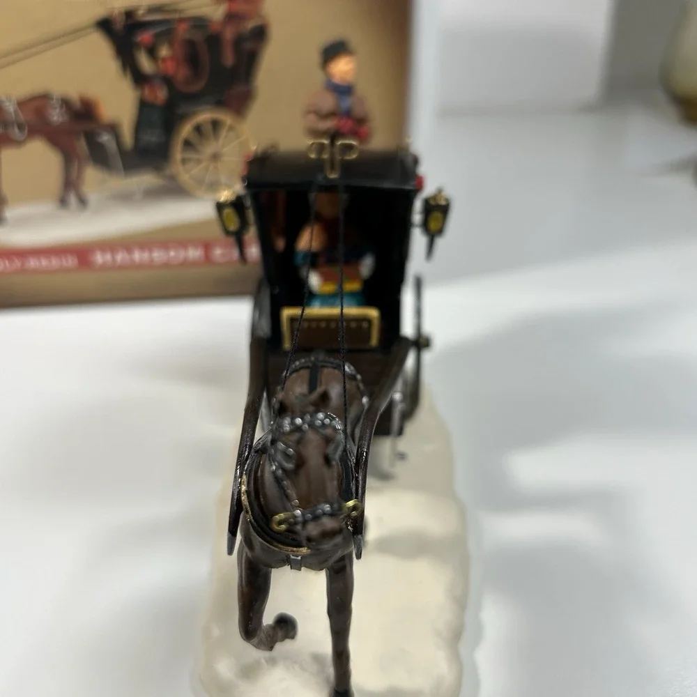 Lemax hansom cab