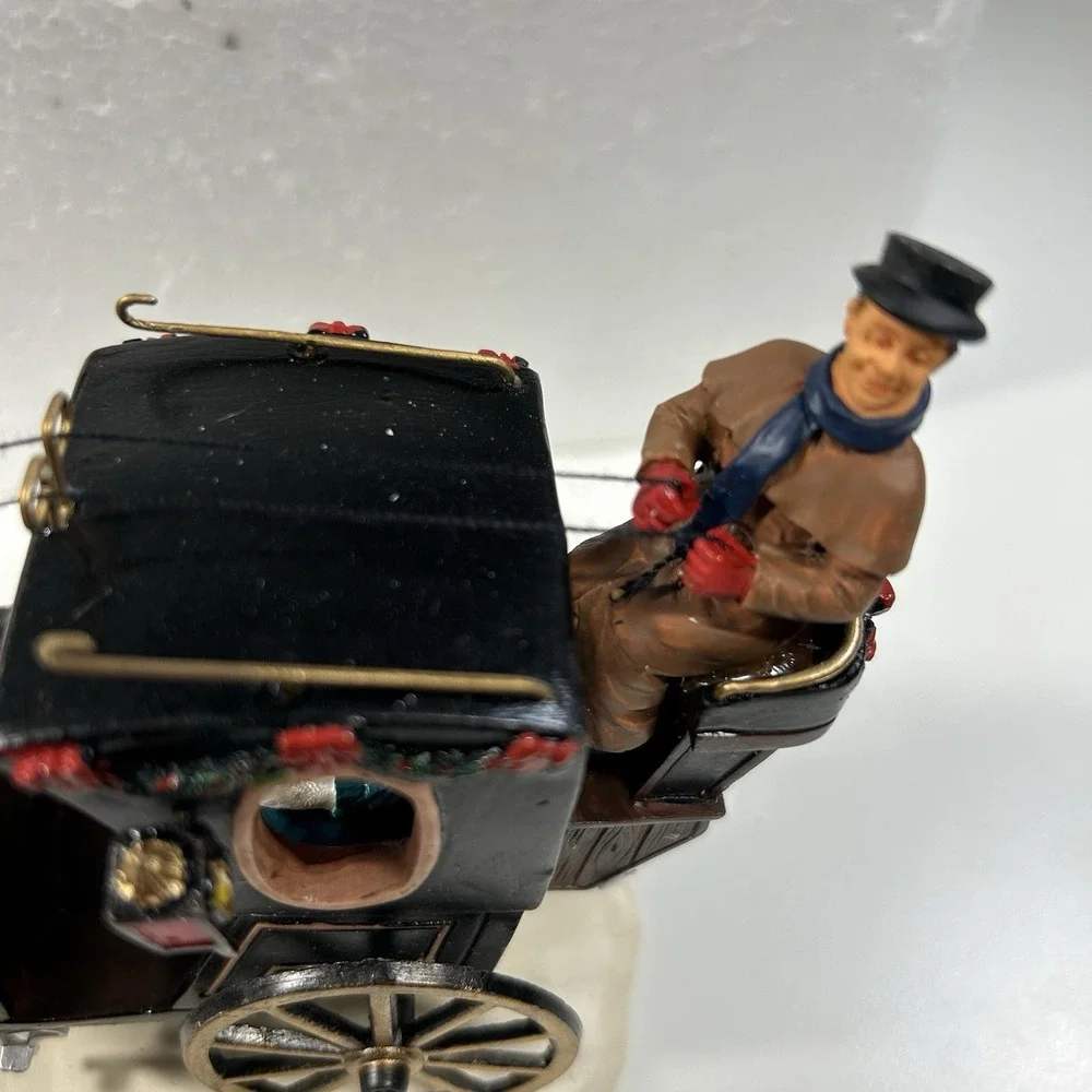 Lemax hansom cab