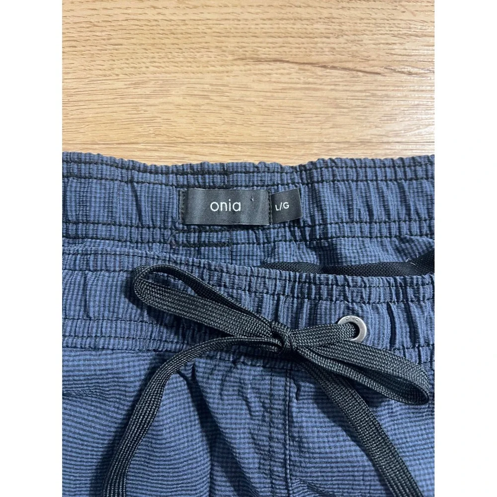 Onia charles swim