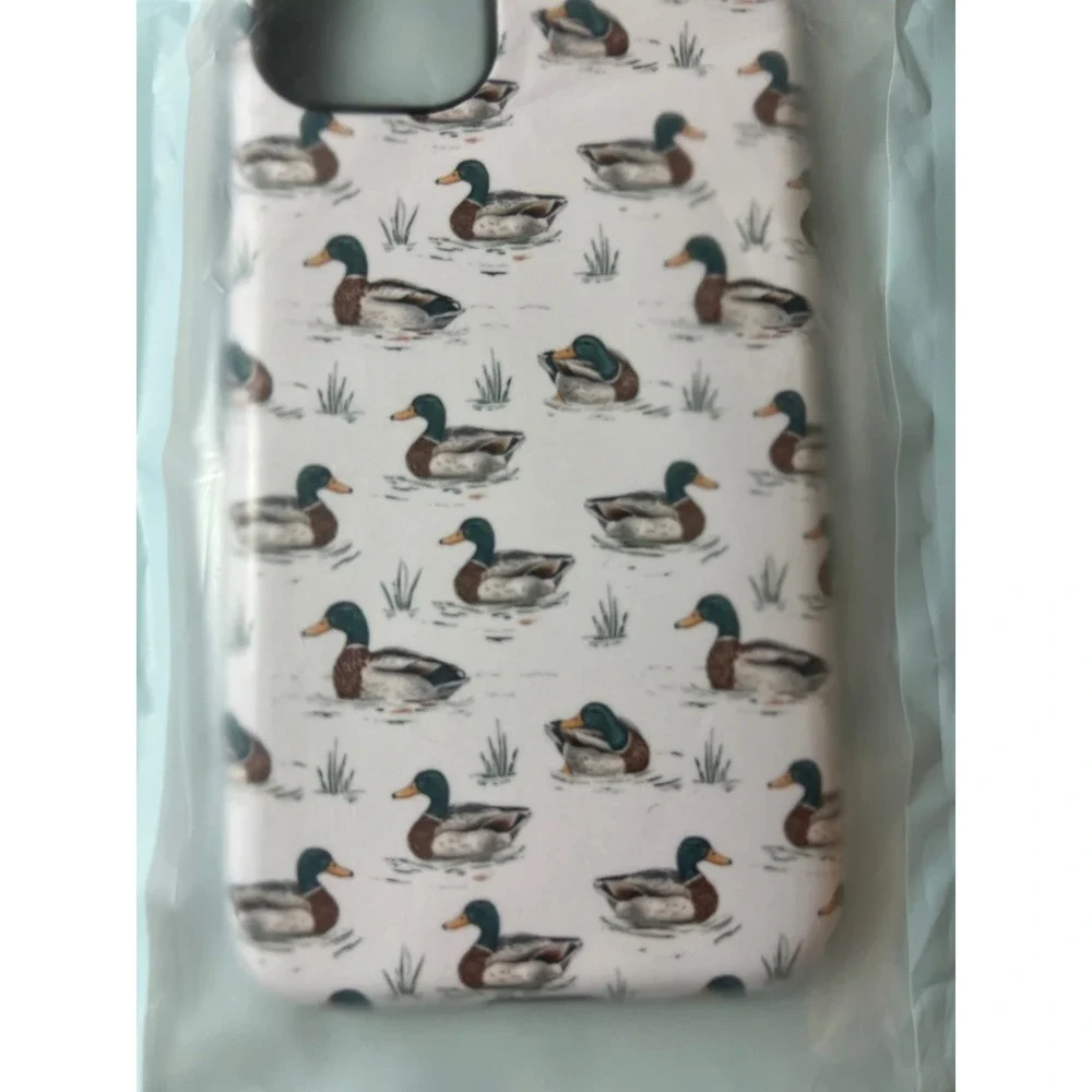 casely essential phone