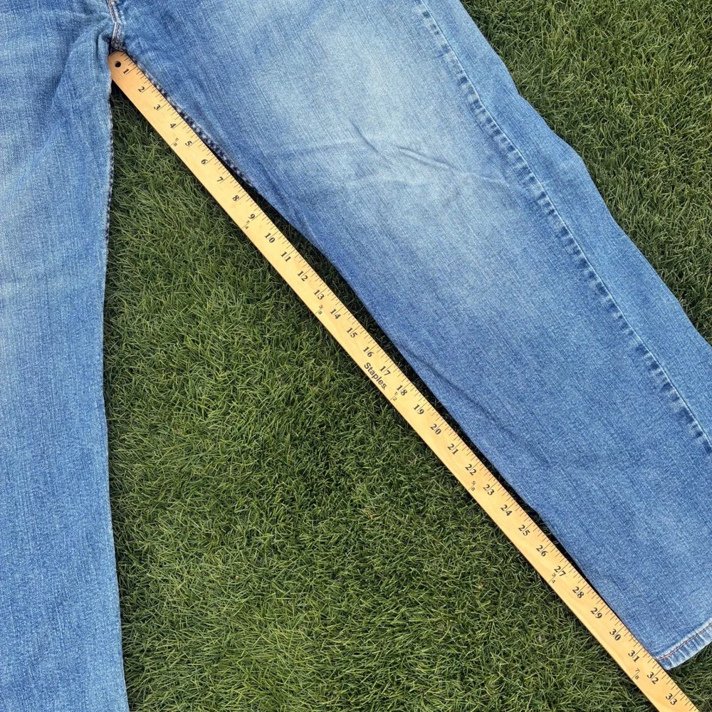 Levis levis 505
