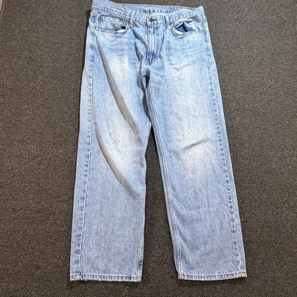 Levi's Jeans Mens 38x30 505 Regular Fit Light Wash Blue Straight Leg EUC