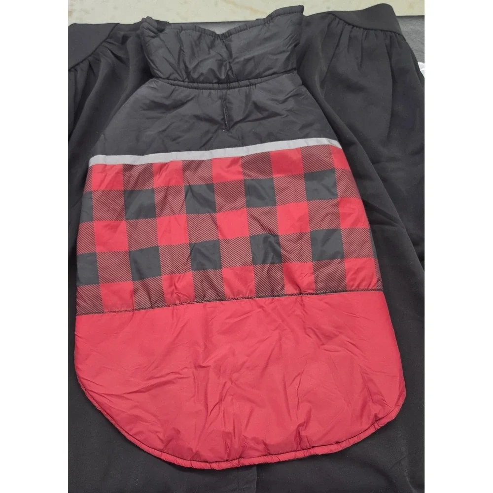 NWT L Dog Puffer Vest Red Black Buffalo Plaid Insulated Jacket‎