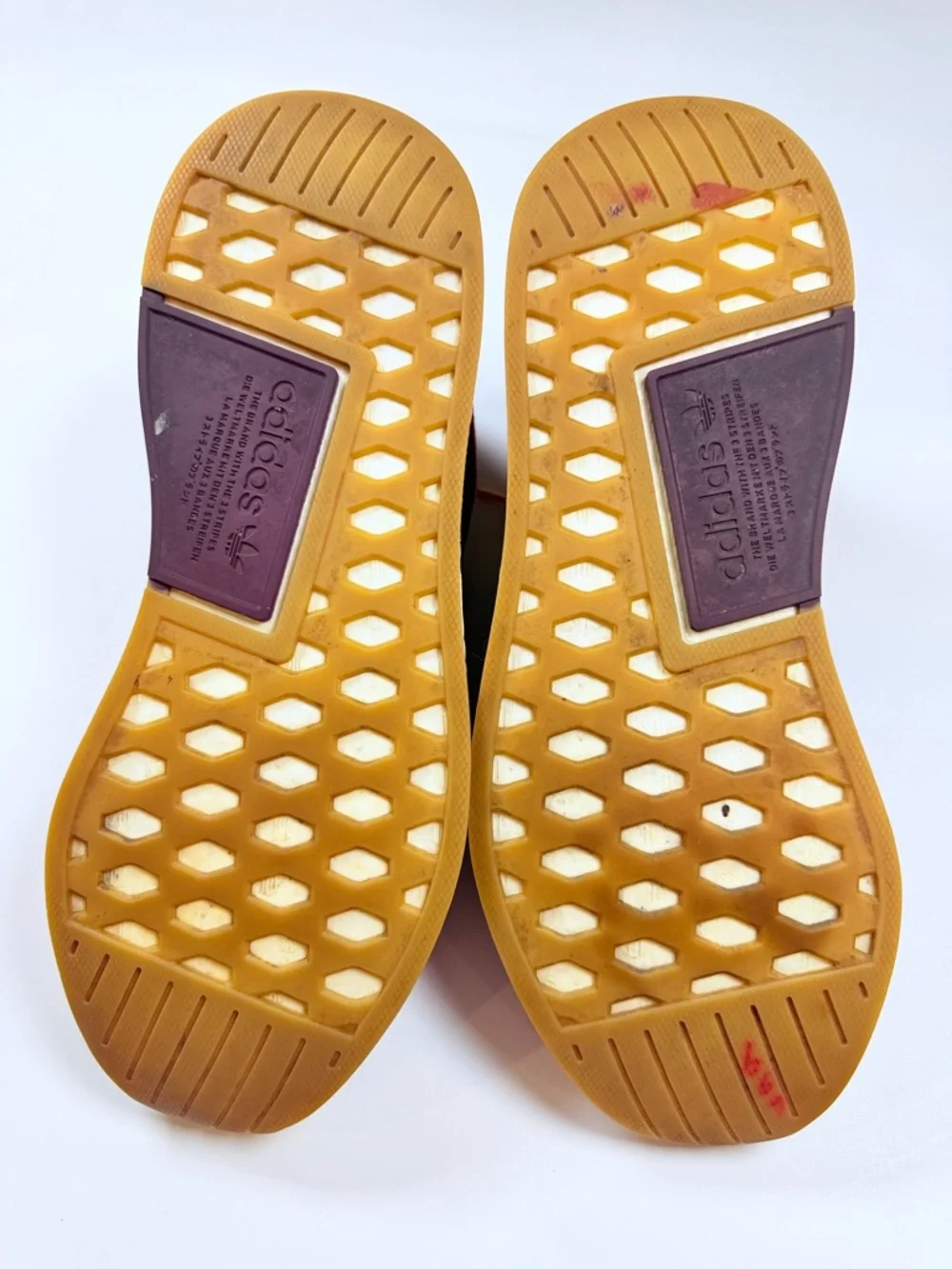 Adidas Mens 10 NMD_R1 Collegiate Burgundy‎ Maroon Gum Sole B37647 Streetwear