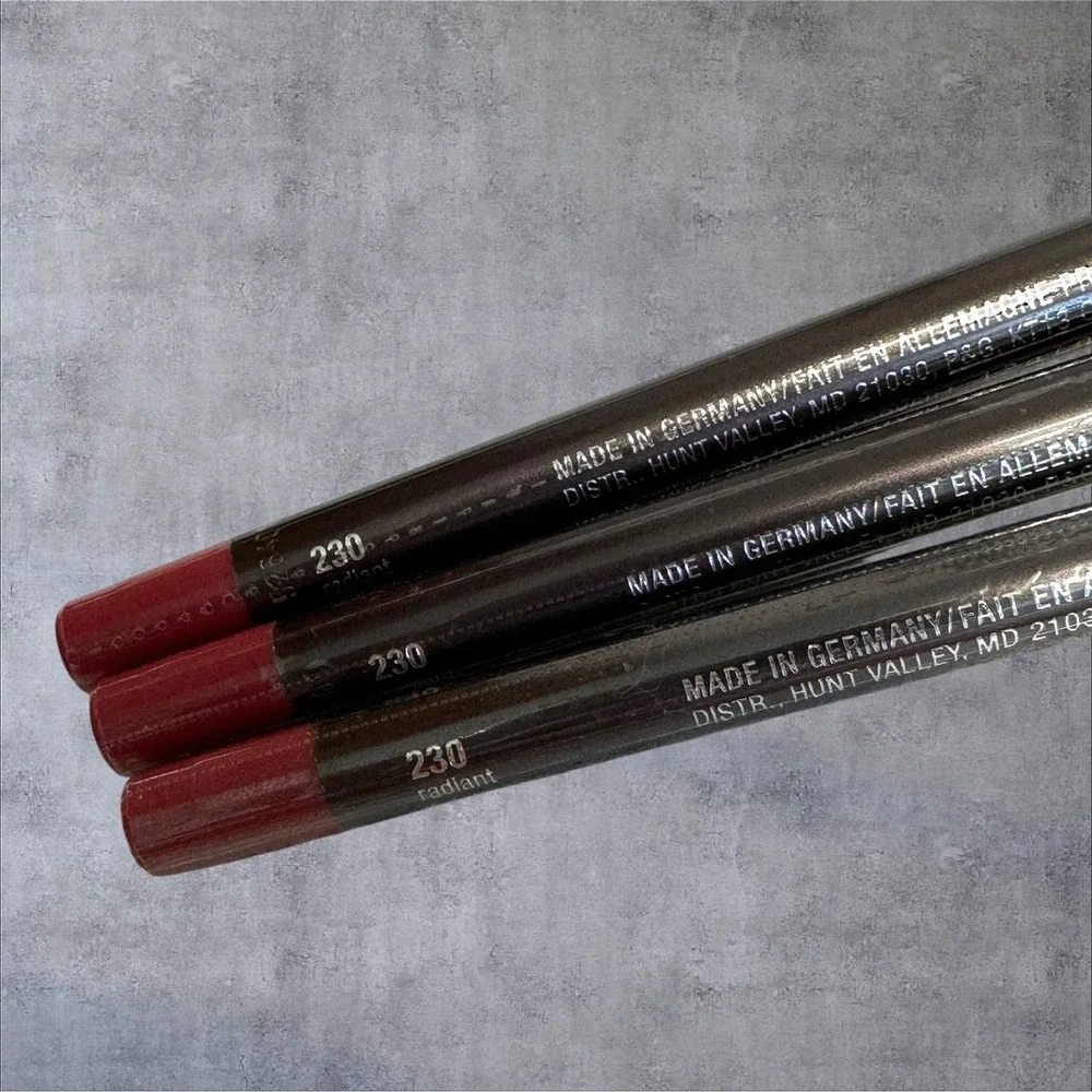 COVERGIRL lipperfection lipliners