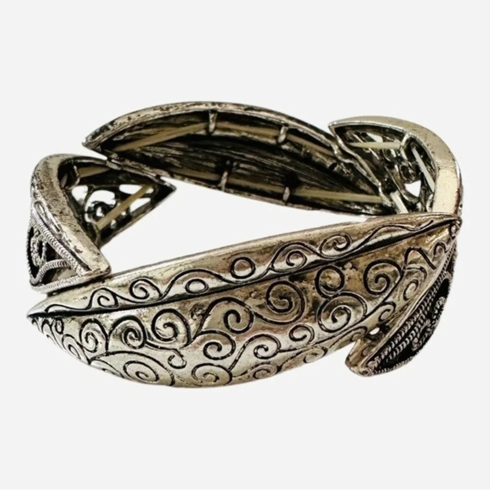 Artisan oxidized silver