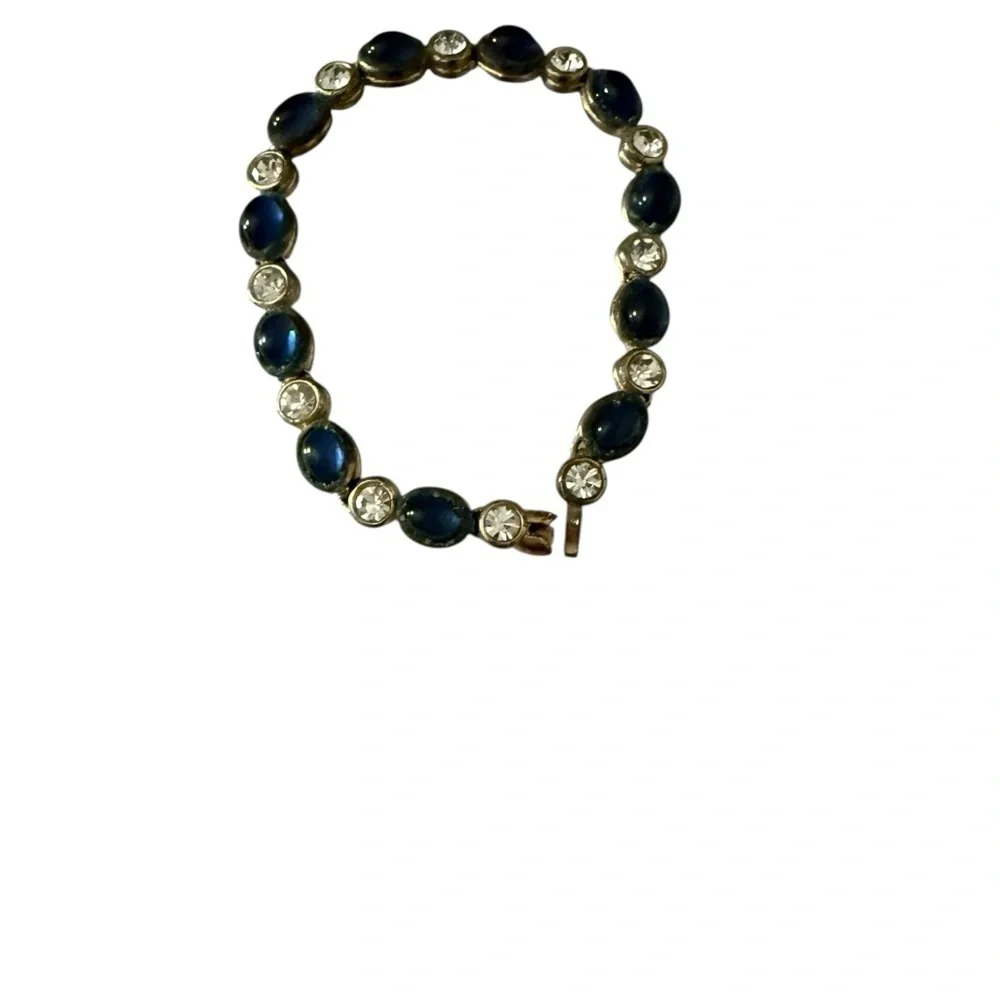 N/A stunning sapphire