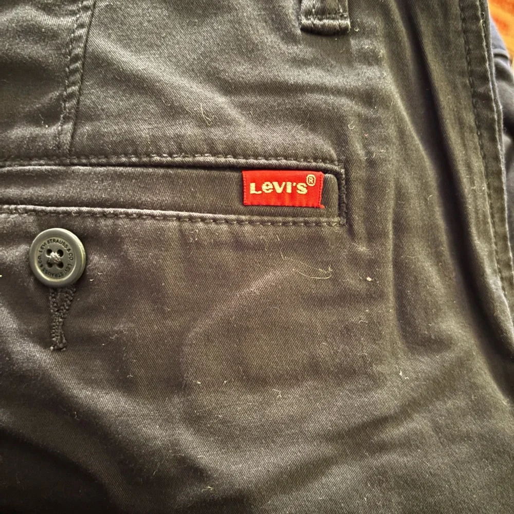 Levis levi signature