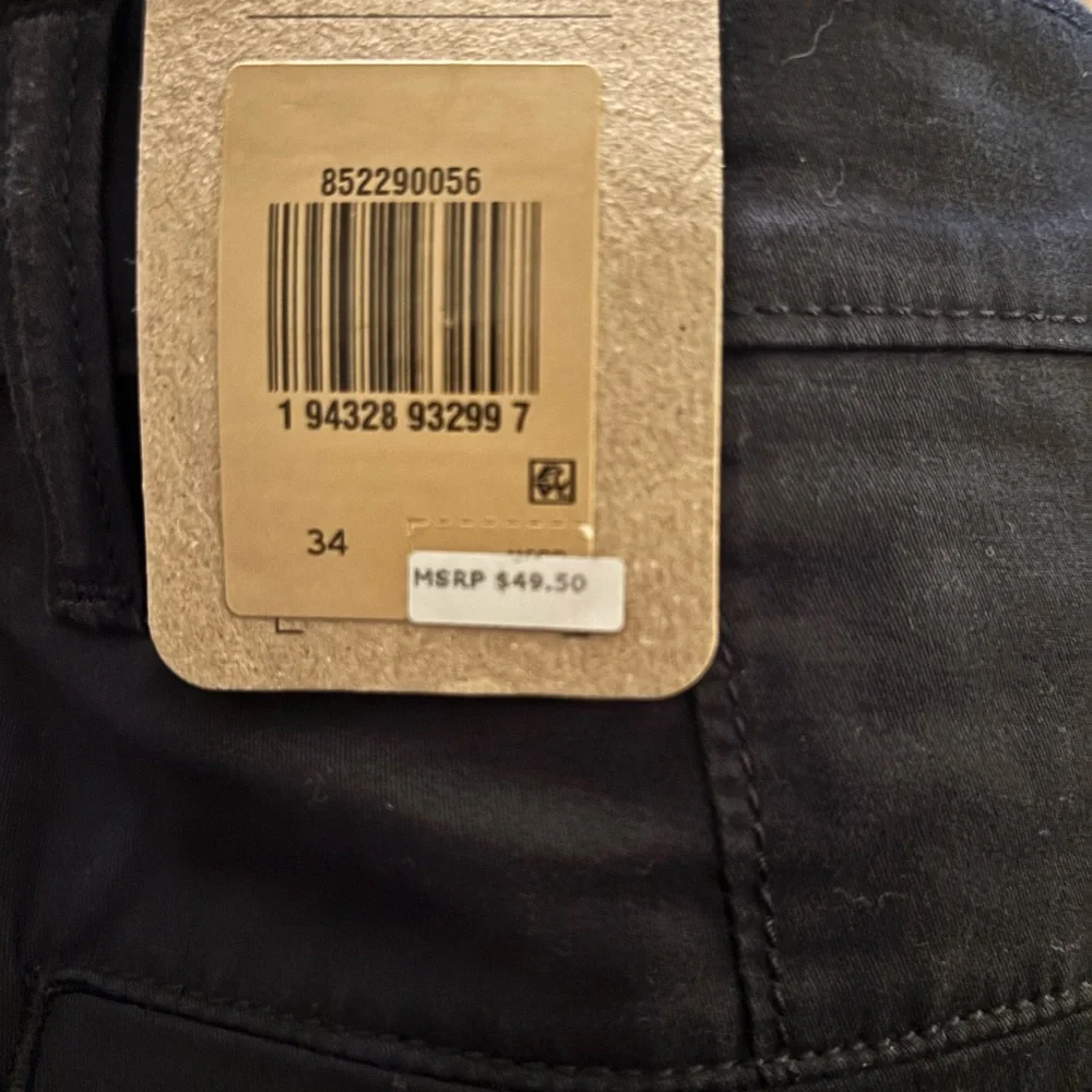 Levis levi signature