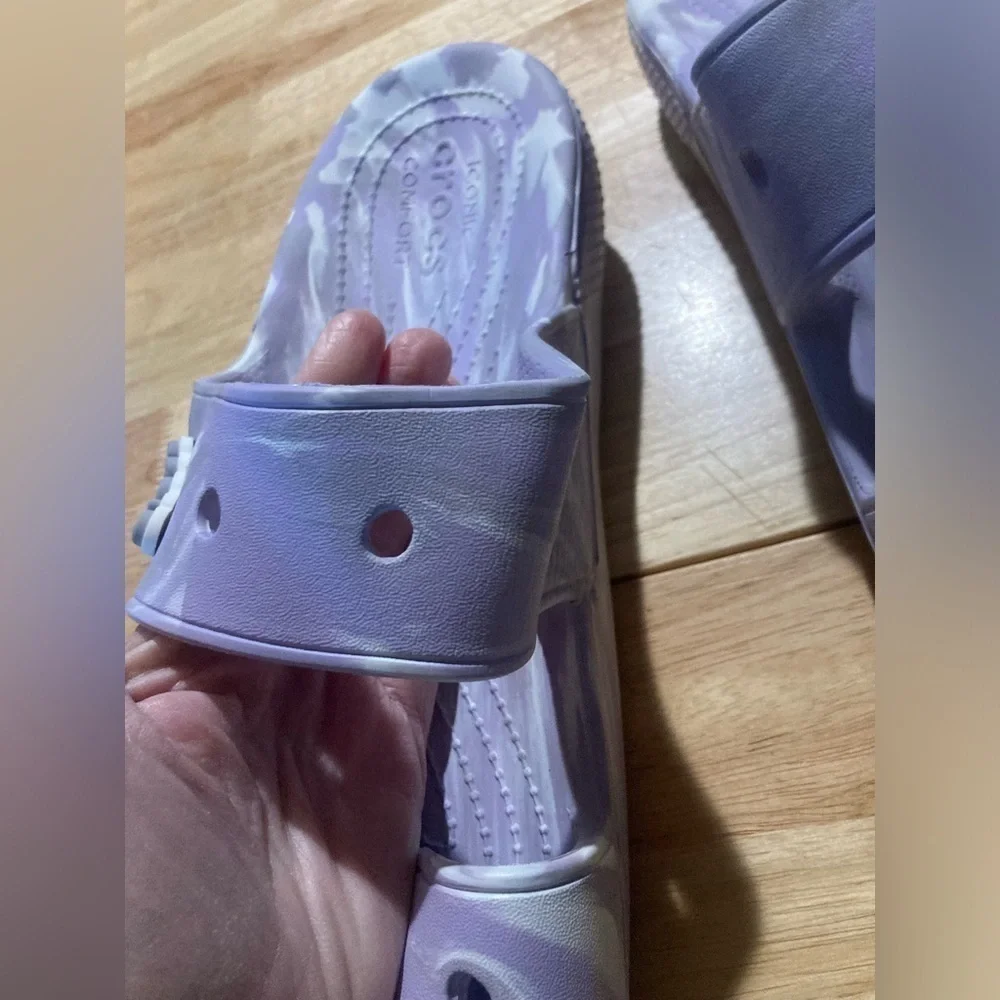 CROCS purple white