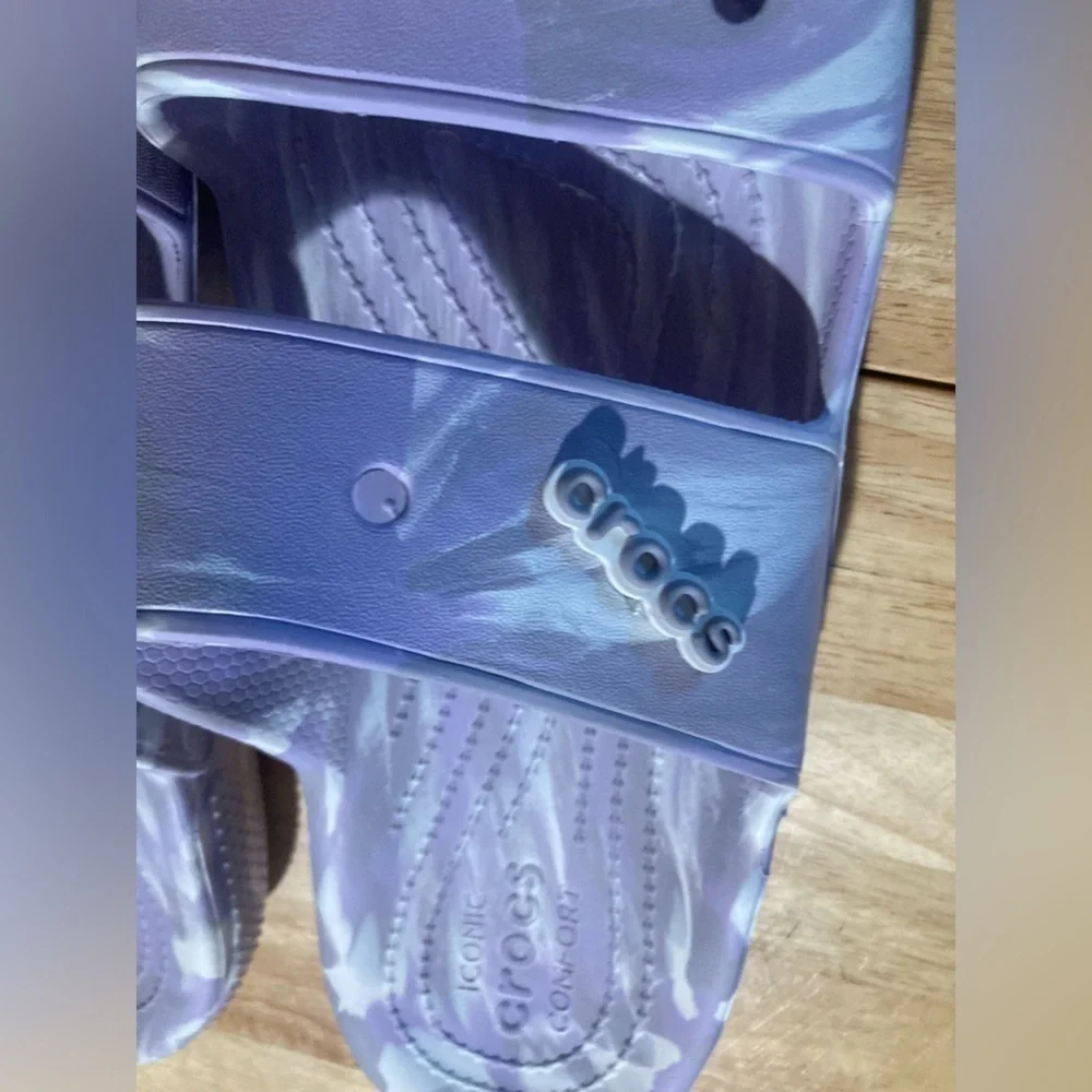 CROCS purple white