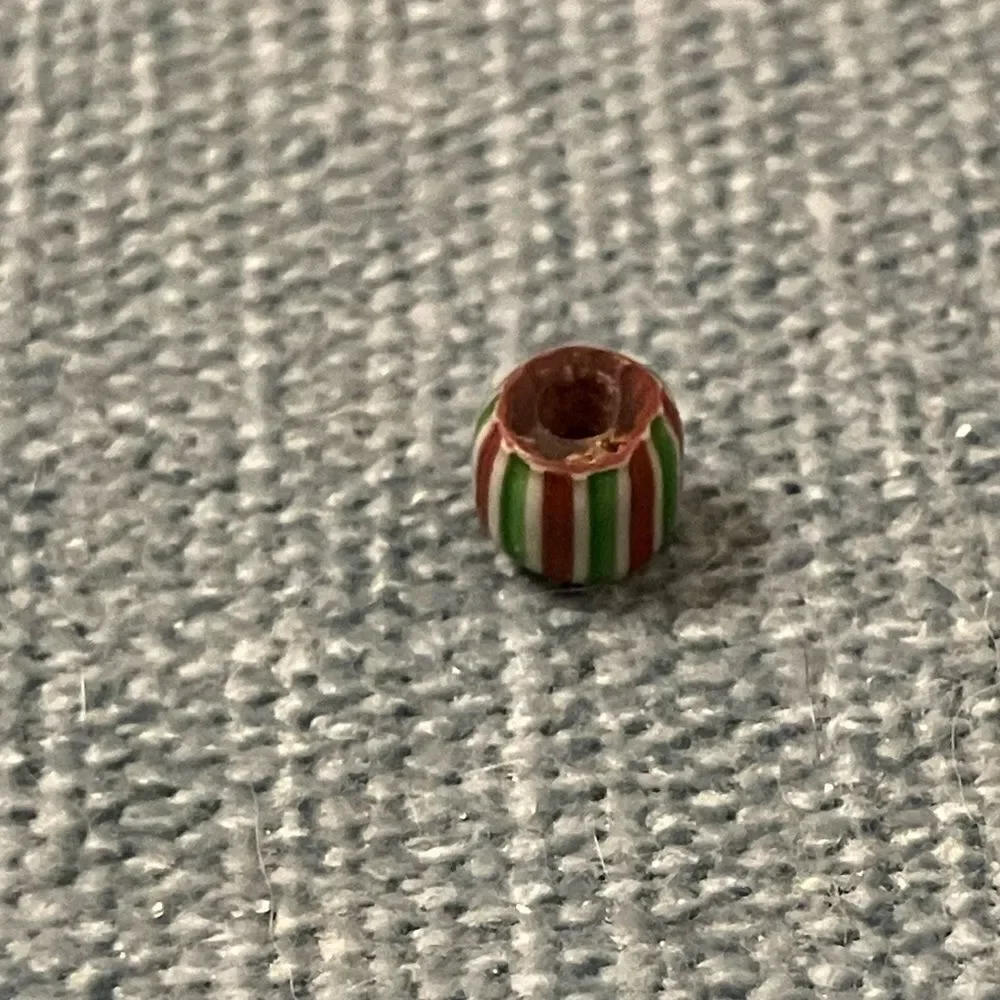 Bead
