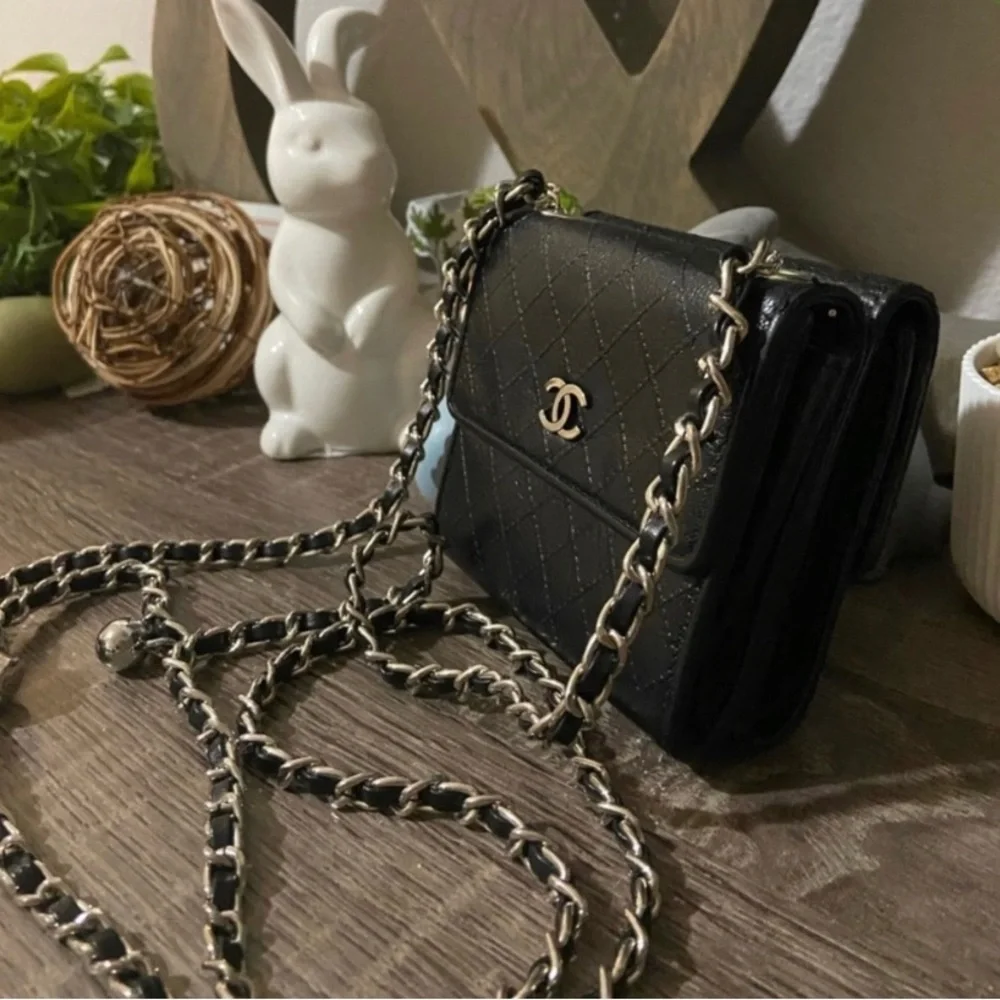 💣⛓️ Chanel Mini Pearl Crush Wallet Chain Adjustable Waist Bag Crossbody