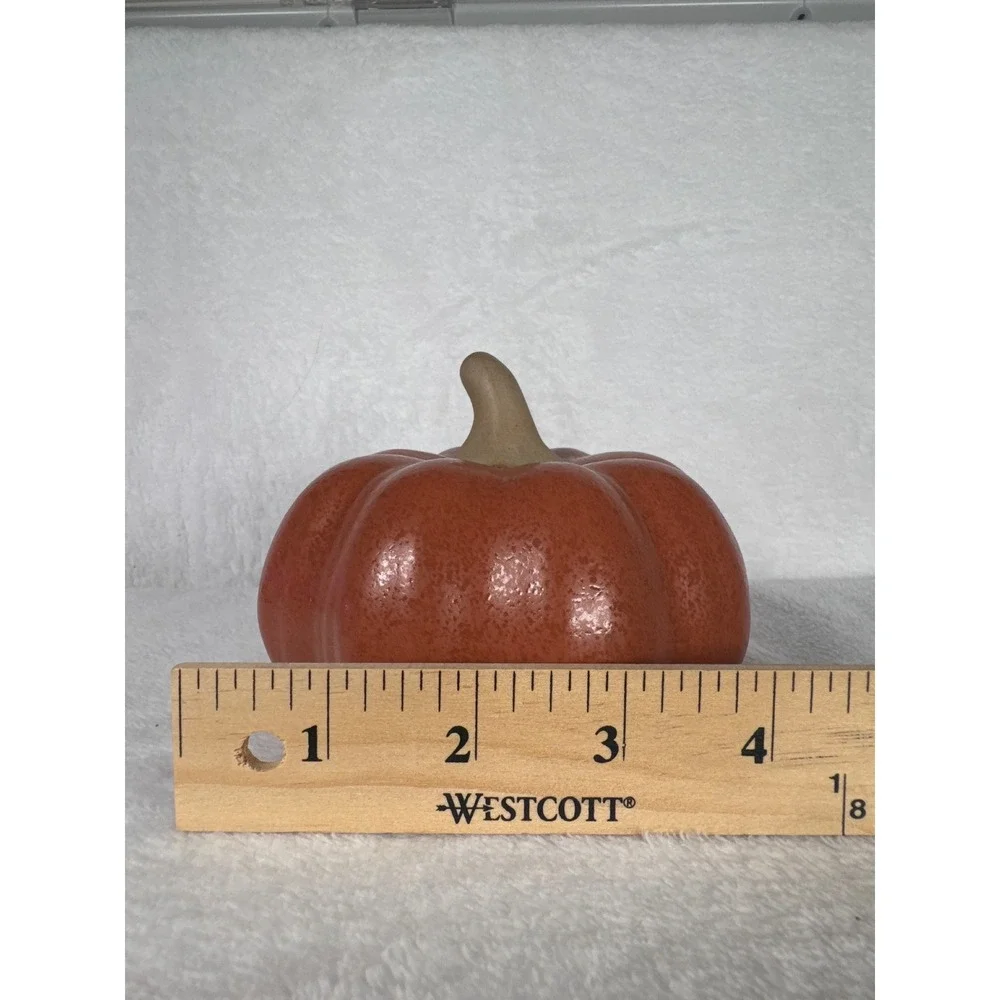 Threshold pumpkin figural