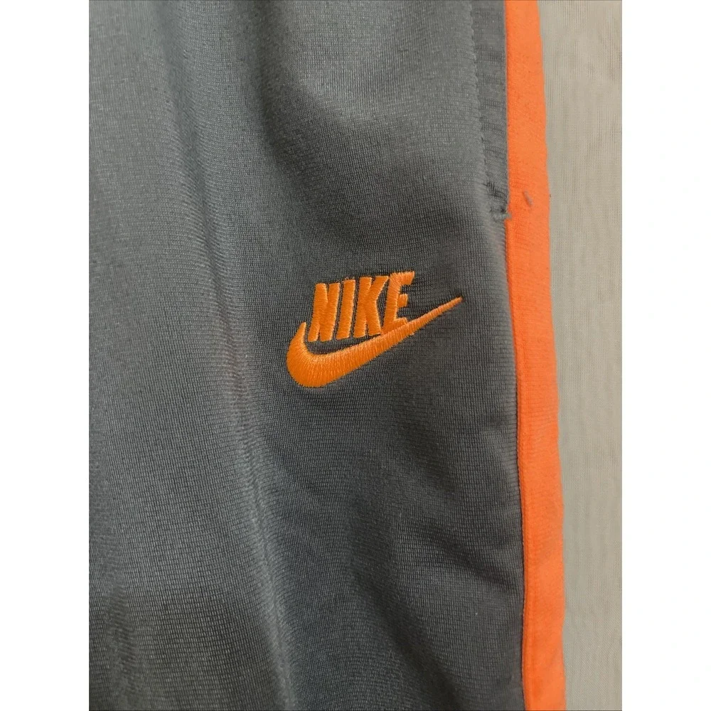 Nike boys logo