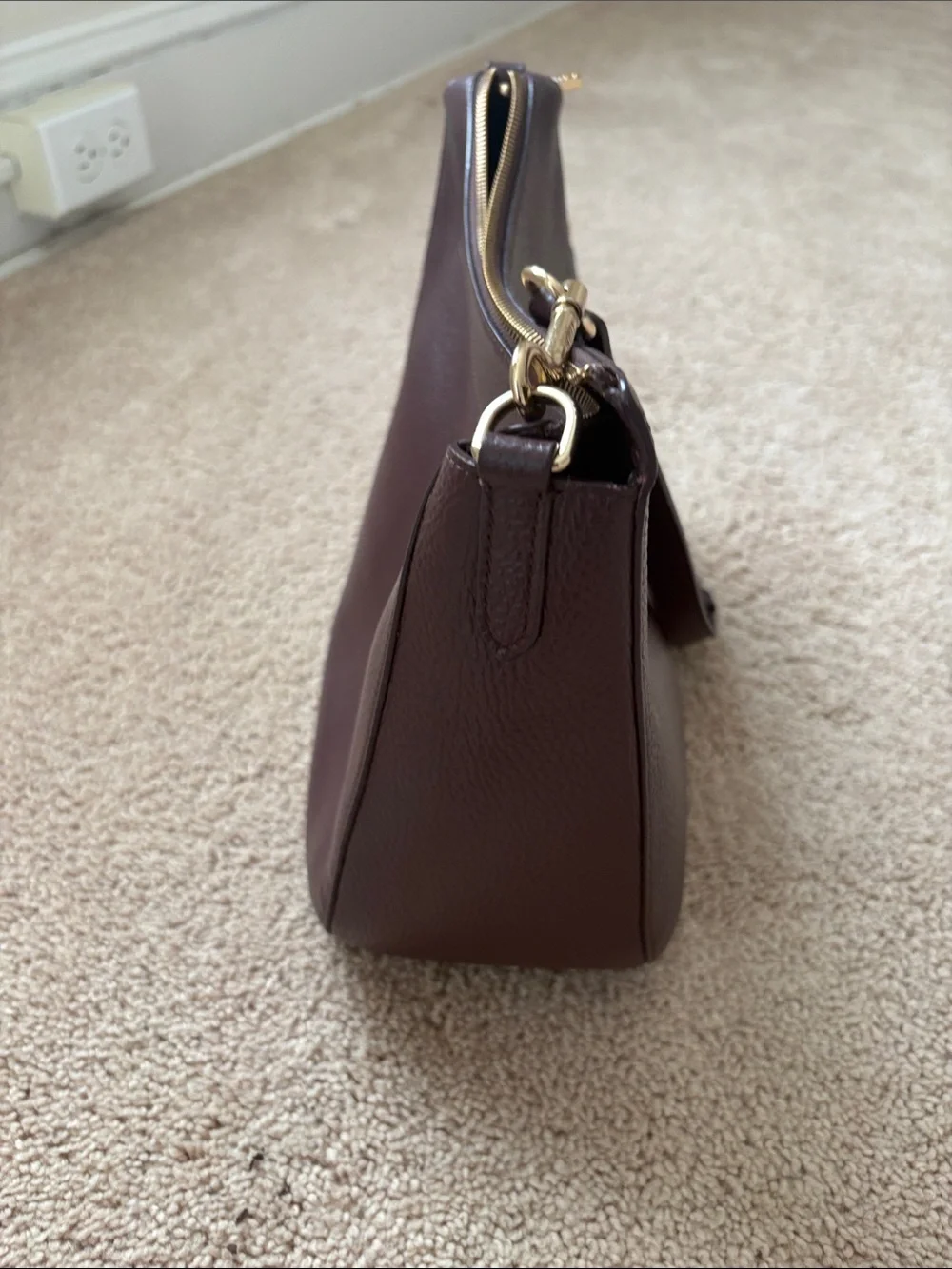 Cuyana pebbled leather