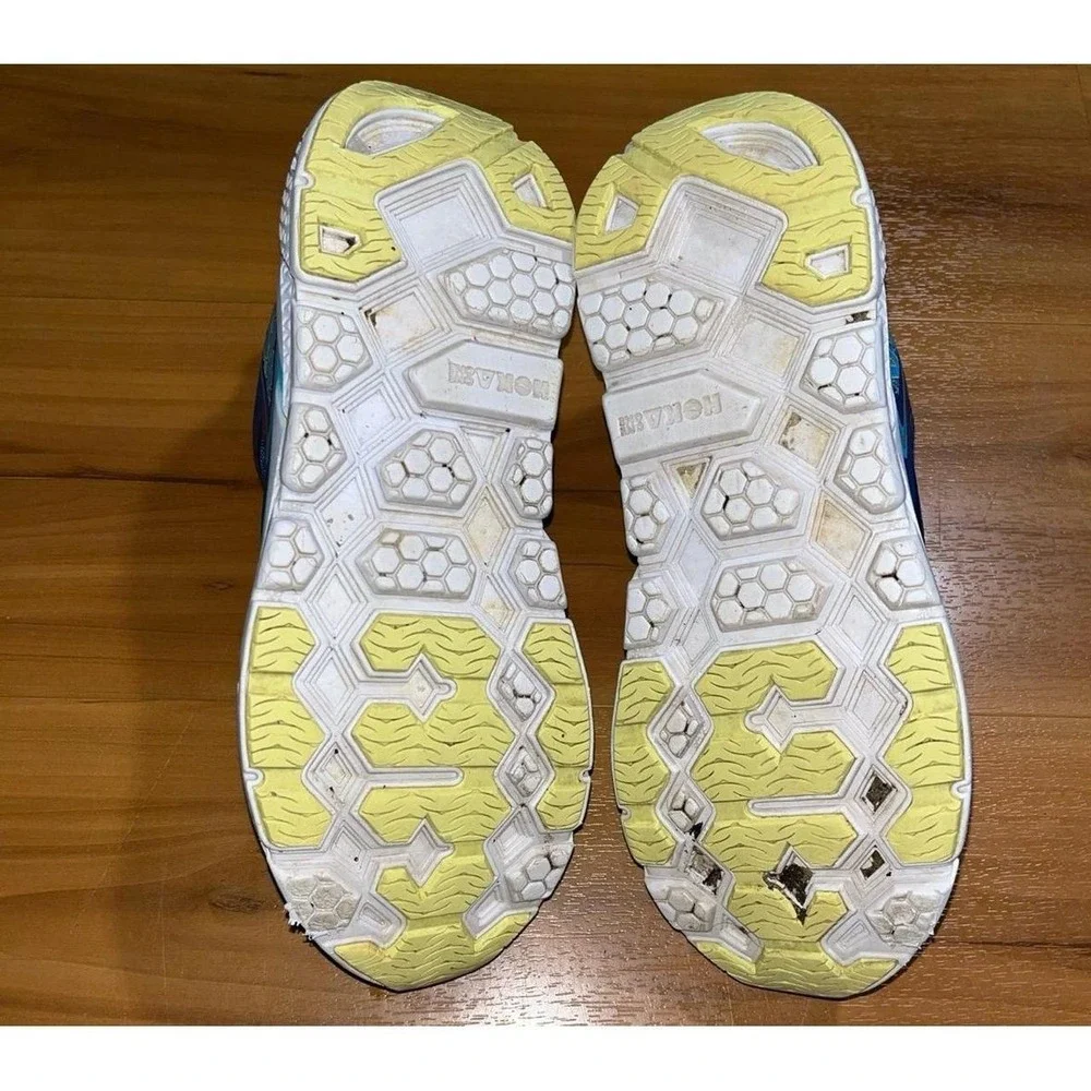 Hoka One One size good