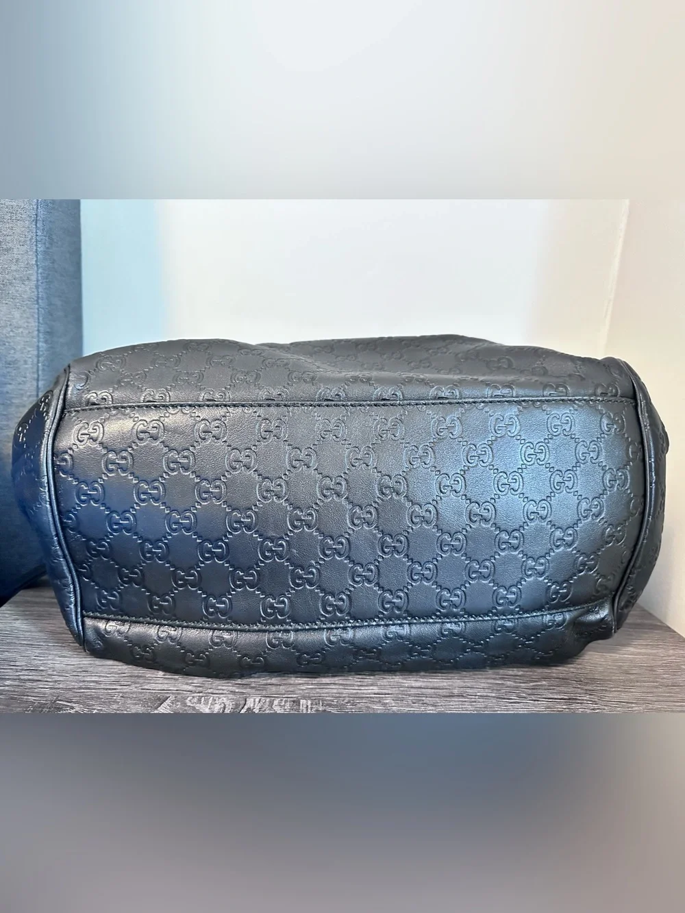 Gucci shoulder bag