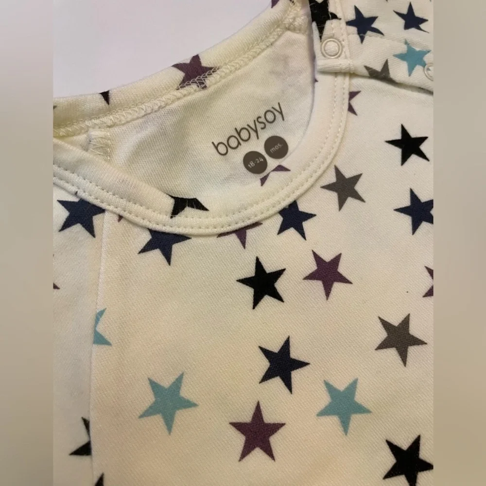 Baby Soy star lounge