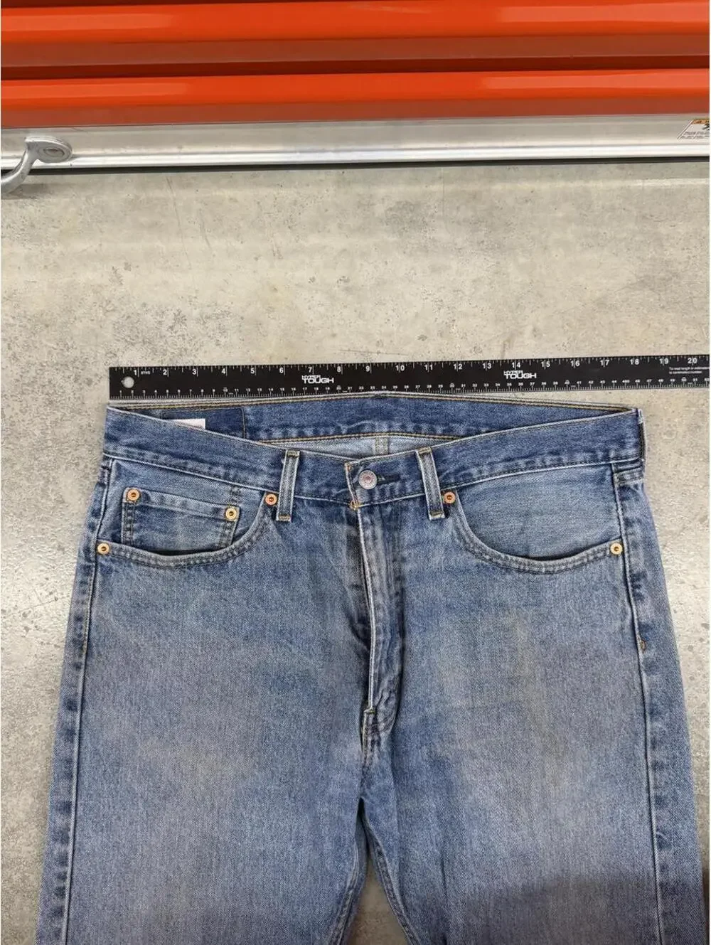 vintage levis 505 faded blue straight leg jeans size 36 x 30