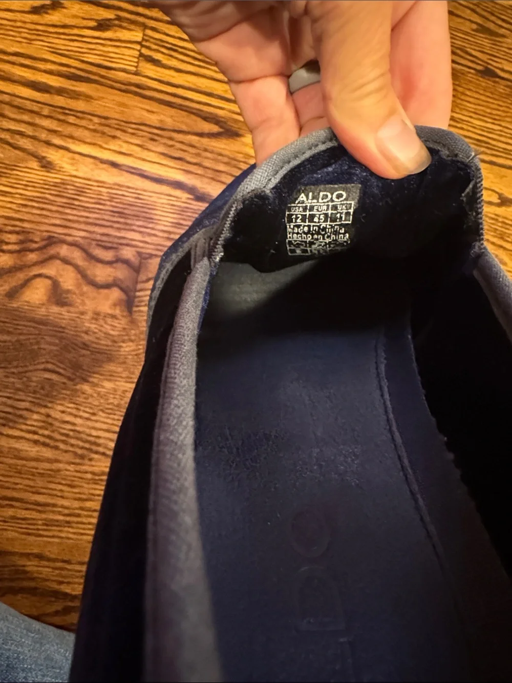 Aldo navy velour