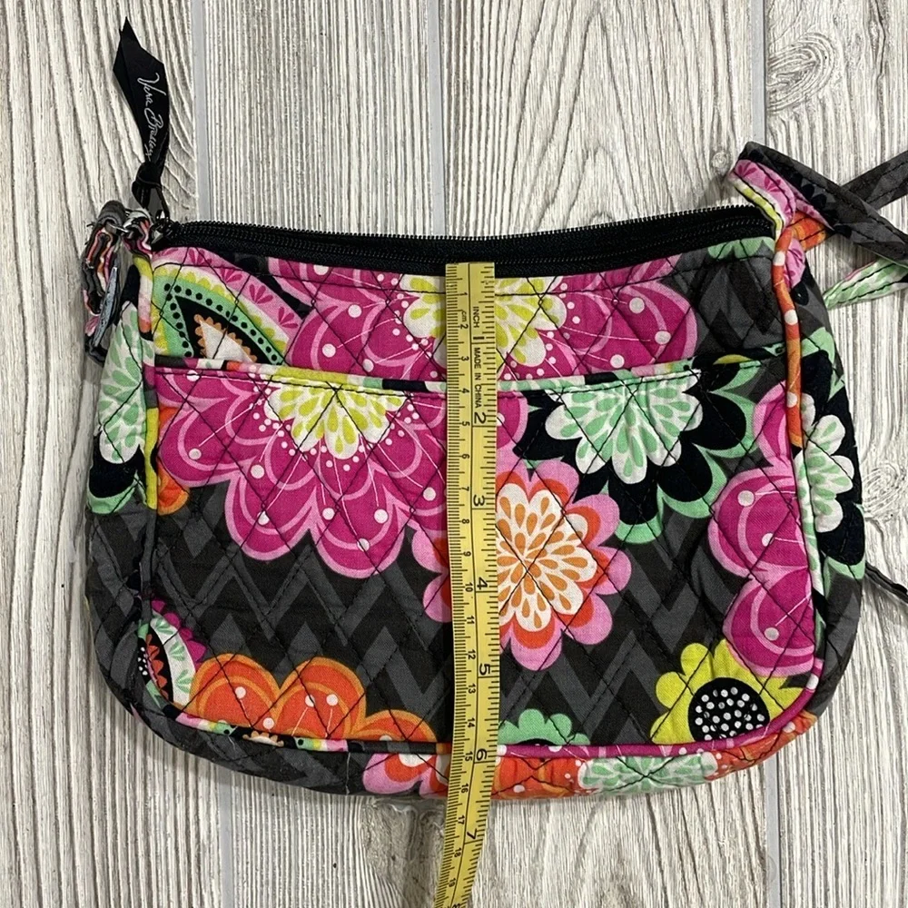 Vera Bradley pocket vibrant