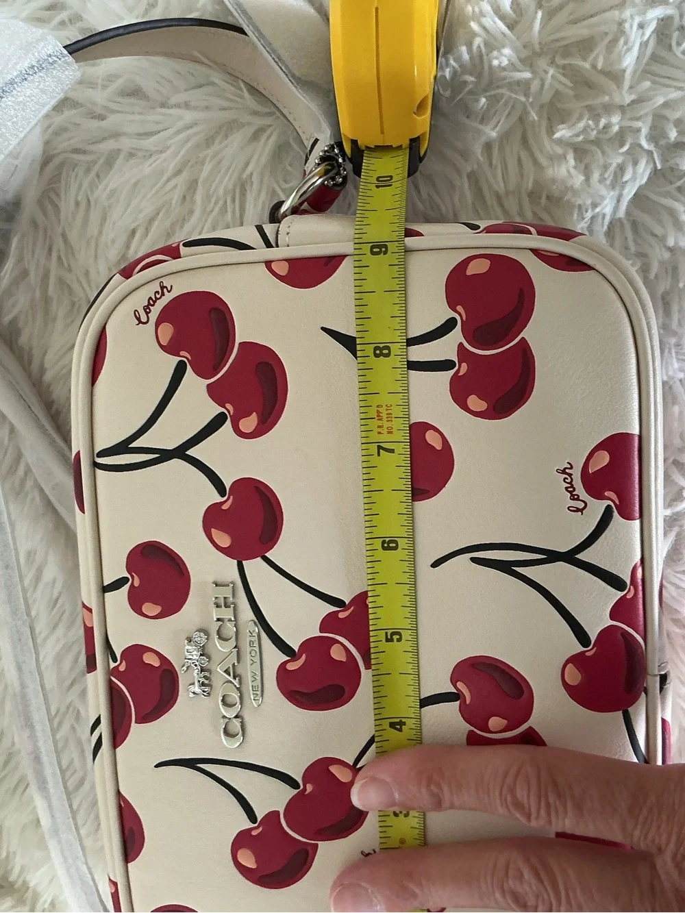 Coach print secure cherry