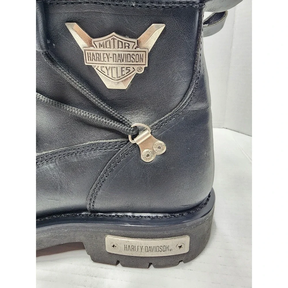 Harley-Davidson leather finish