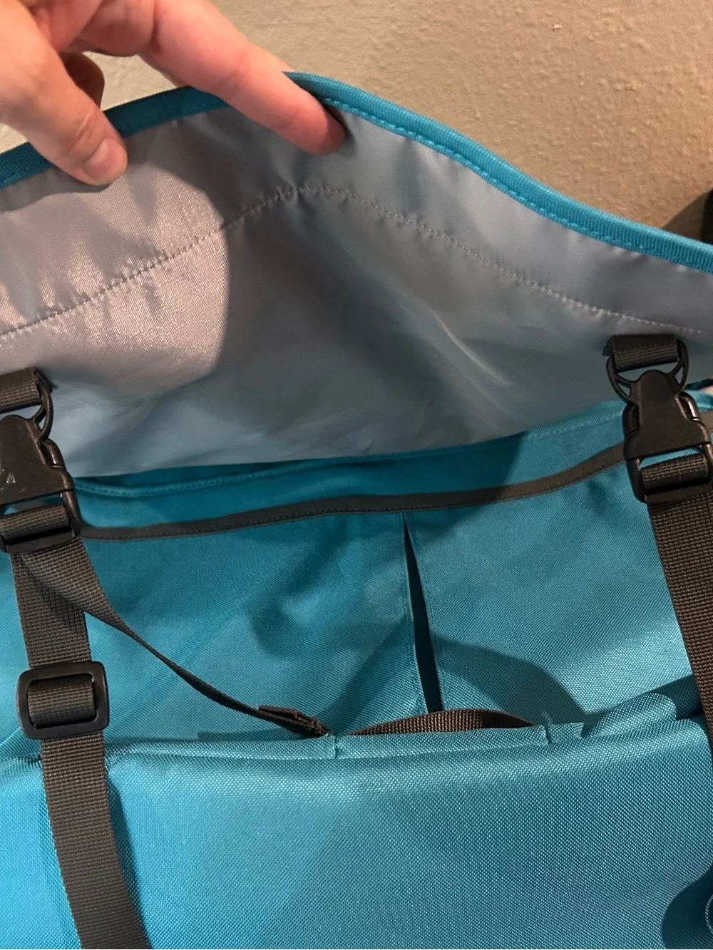 Patagonia Teal Messenger Bag with Reflective Trim