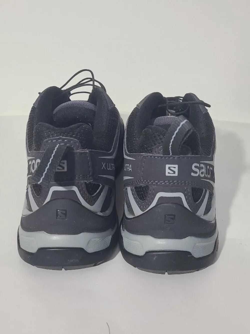Salomon tread hiking gray