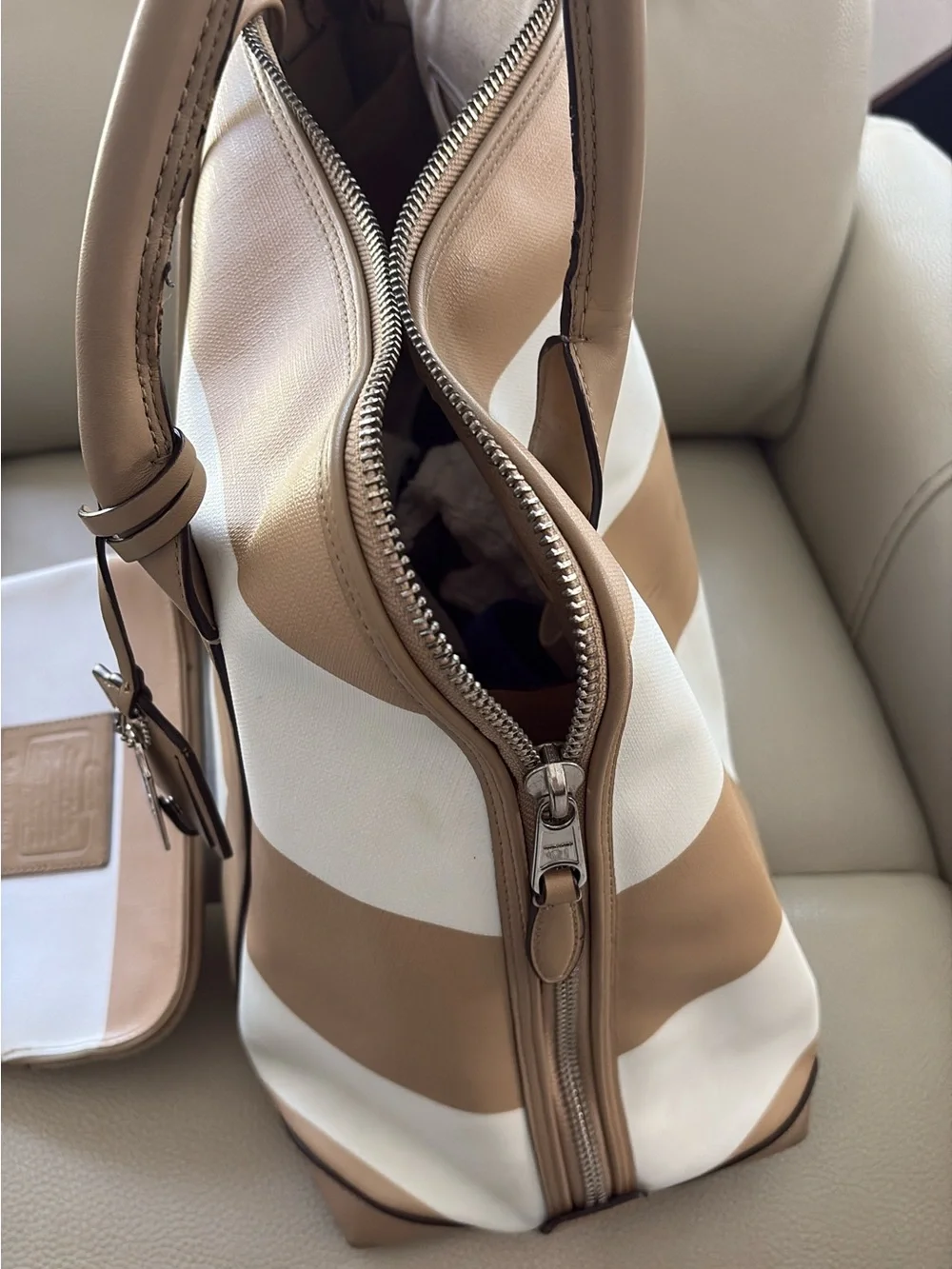 Coach bag tan