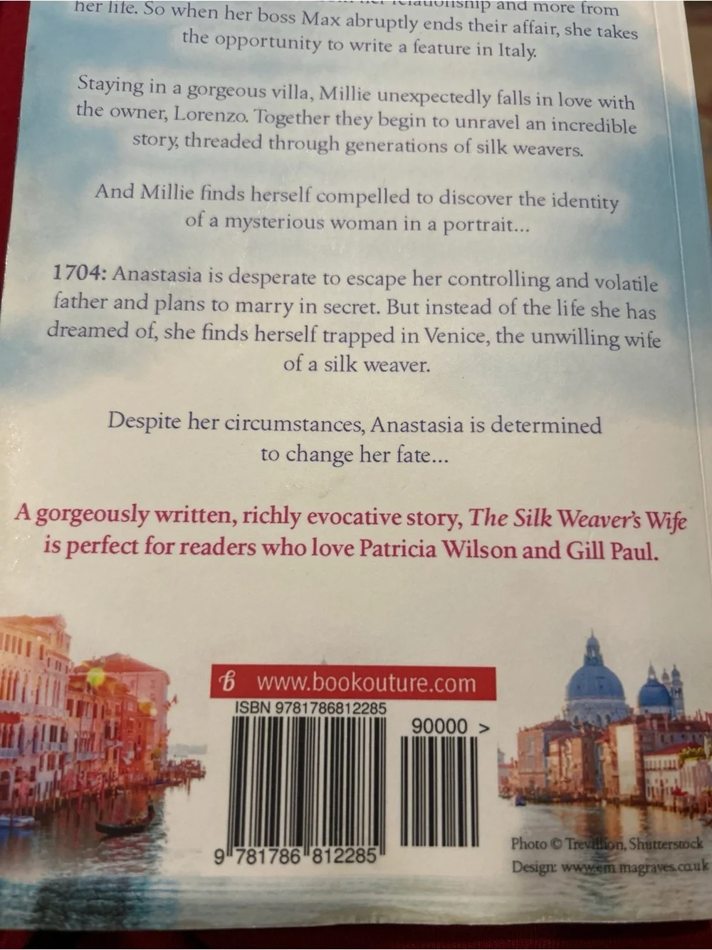 Books silk sweaver