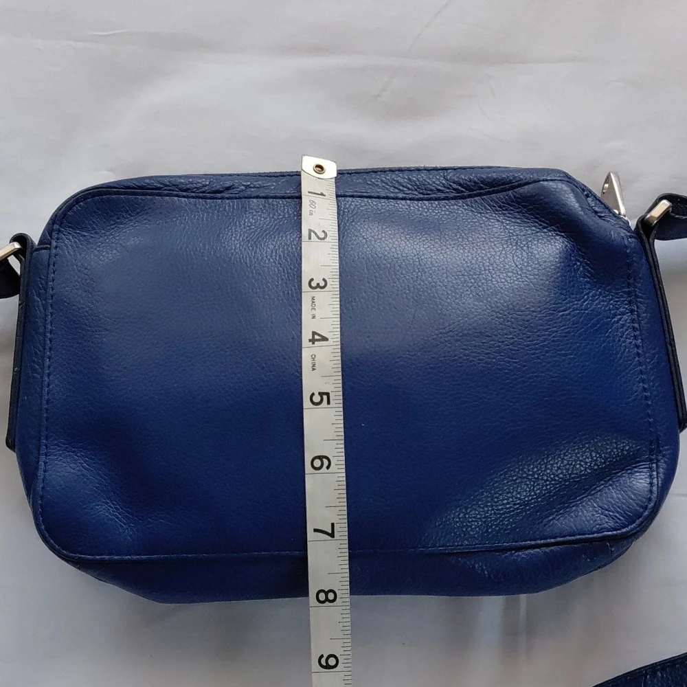 Fossil chic navy