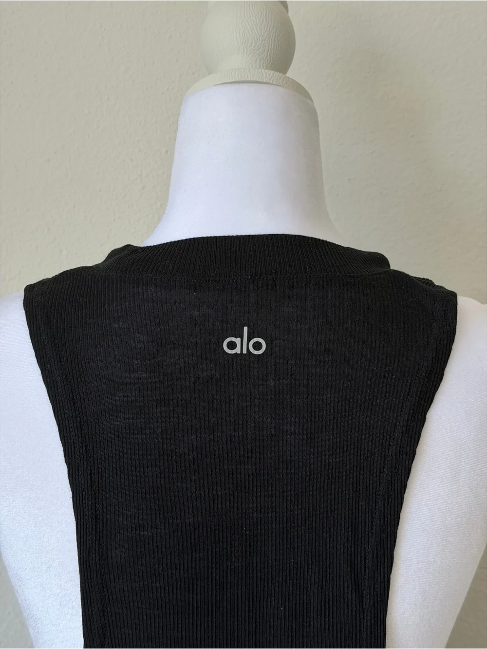 ALO Yoga classic black