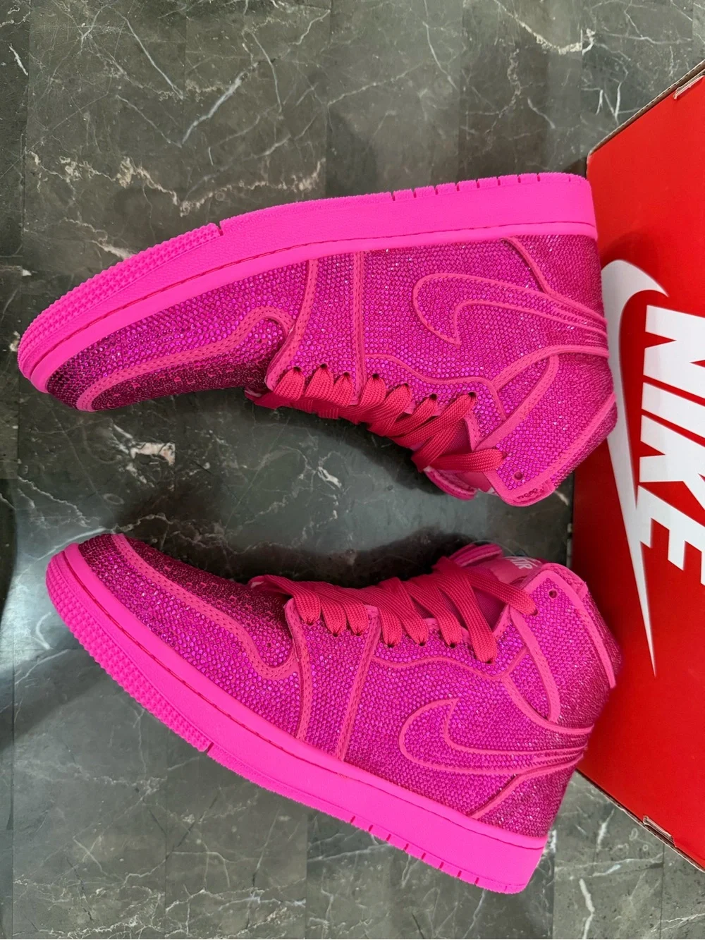 Jordan fuschia pink