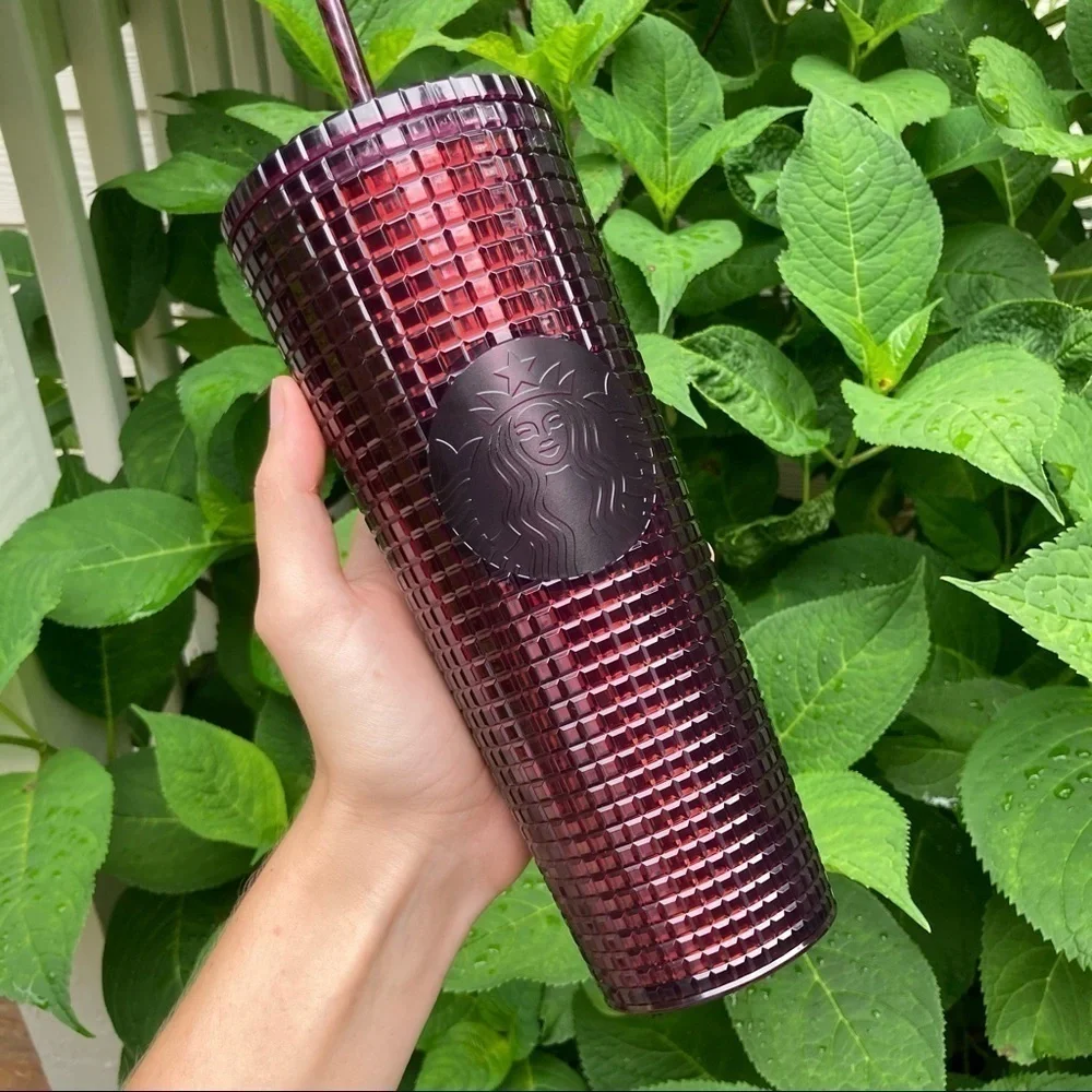 Starbucks 2020 plum