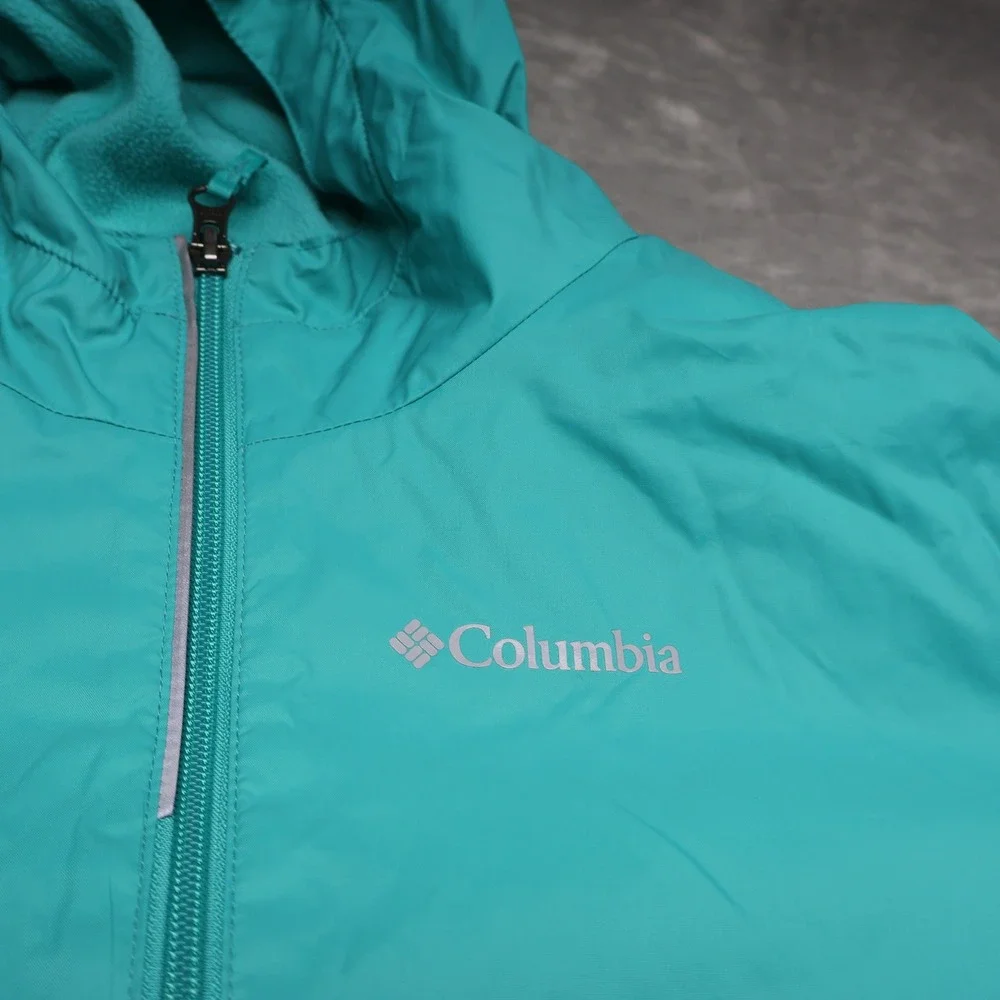 Columbia this windbreaker