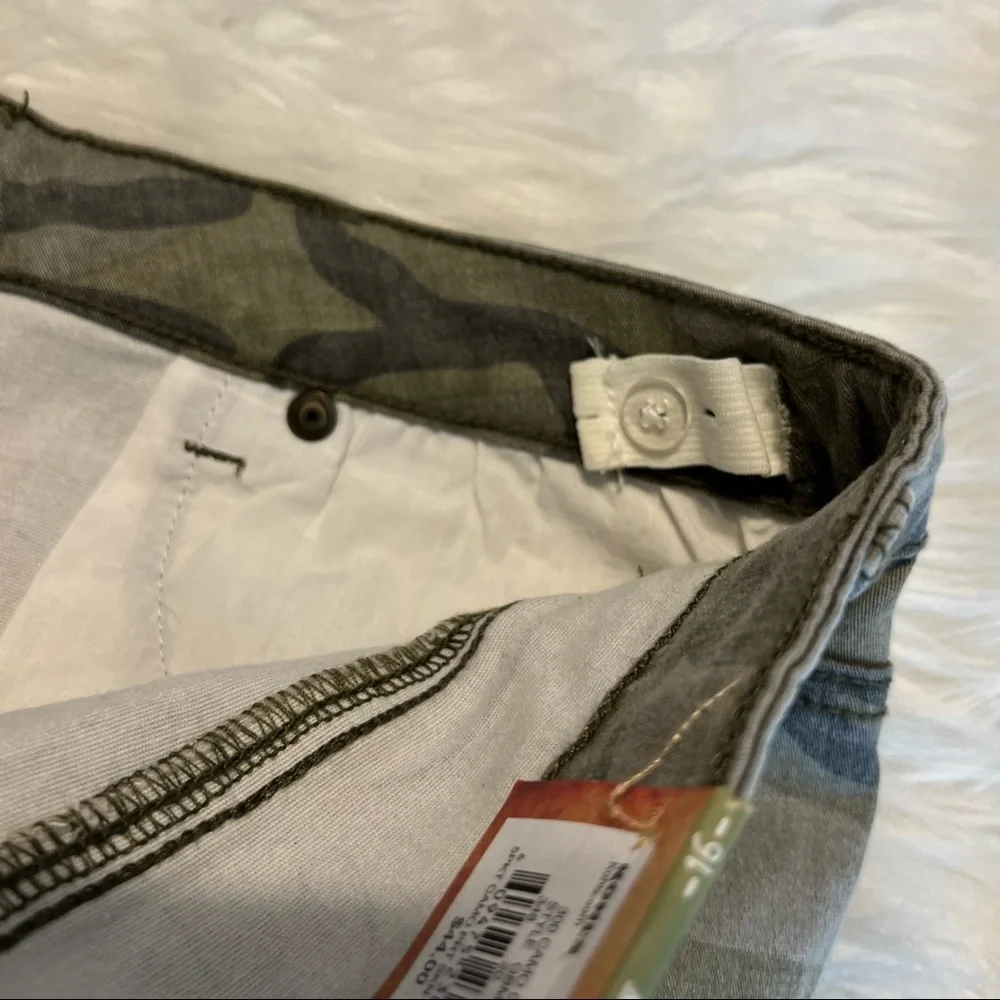 Mudd waistband detail adjustable