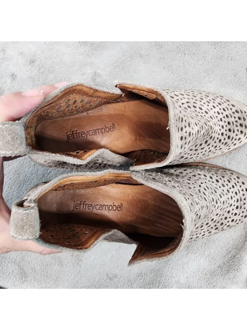 Jeffrey Campbell size womens