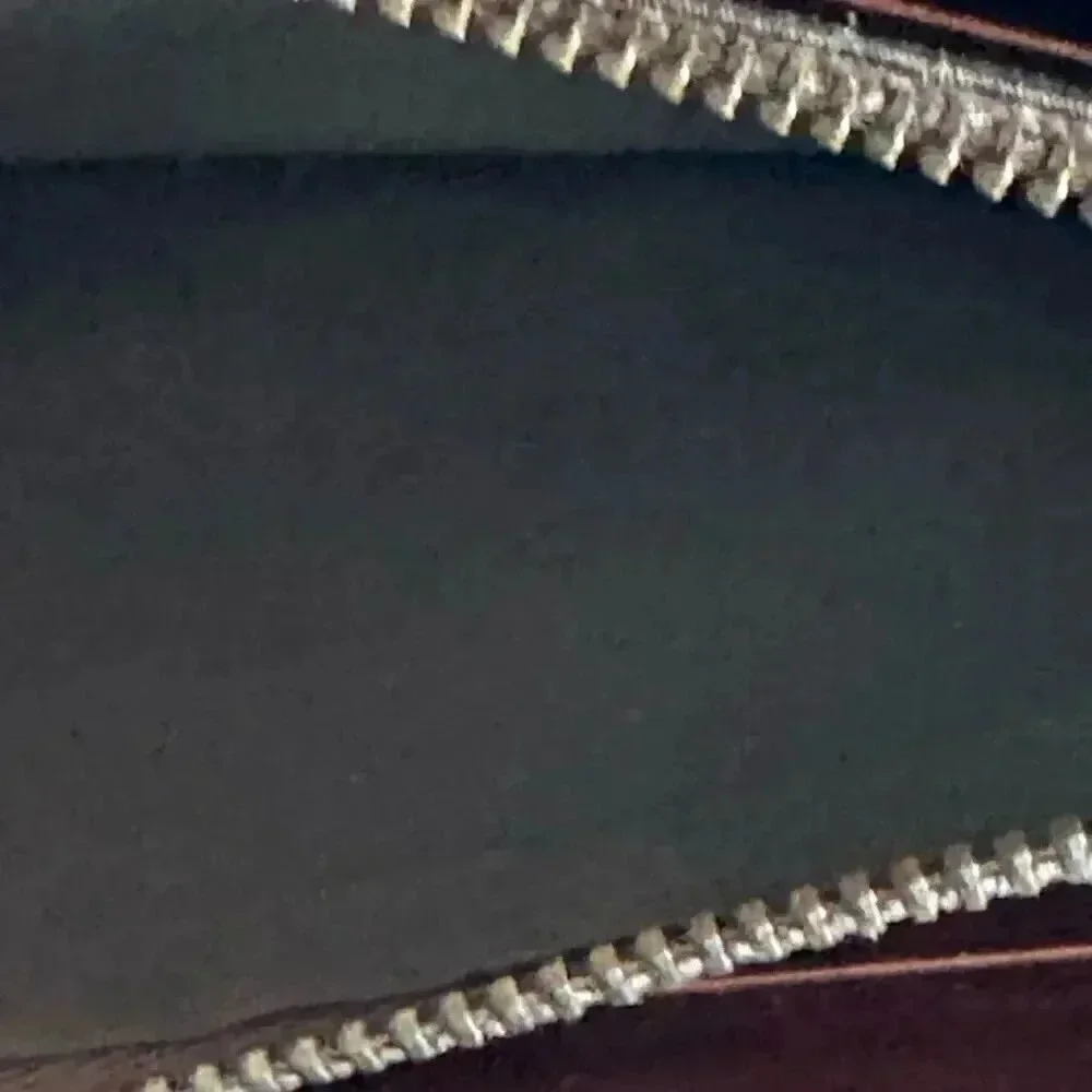 Bugatti vintage leather