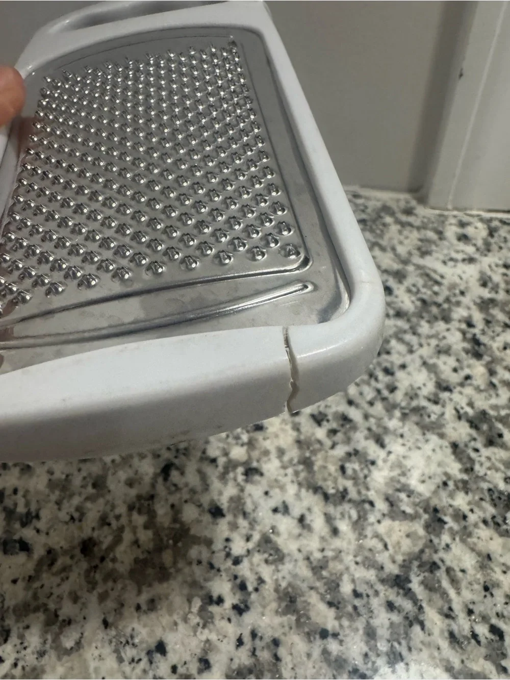 N/A cracked bottom